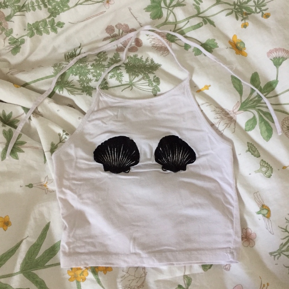 Brandy Melville embroidery mermaid shell halter